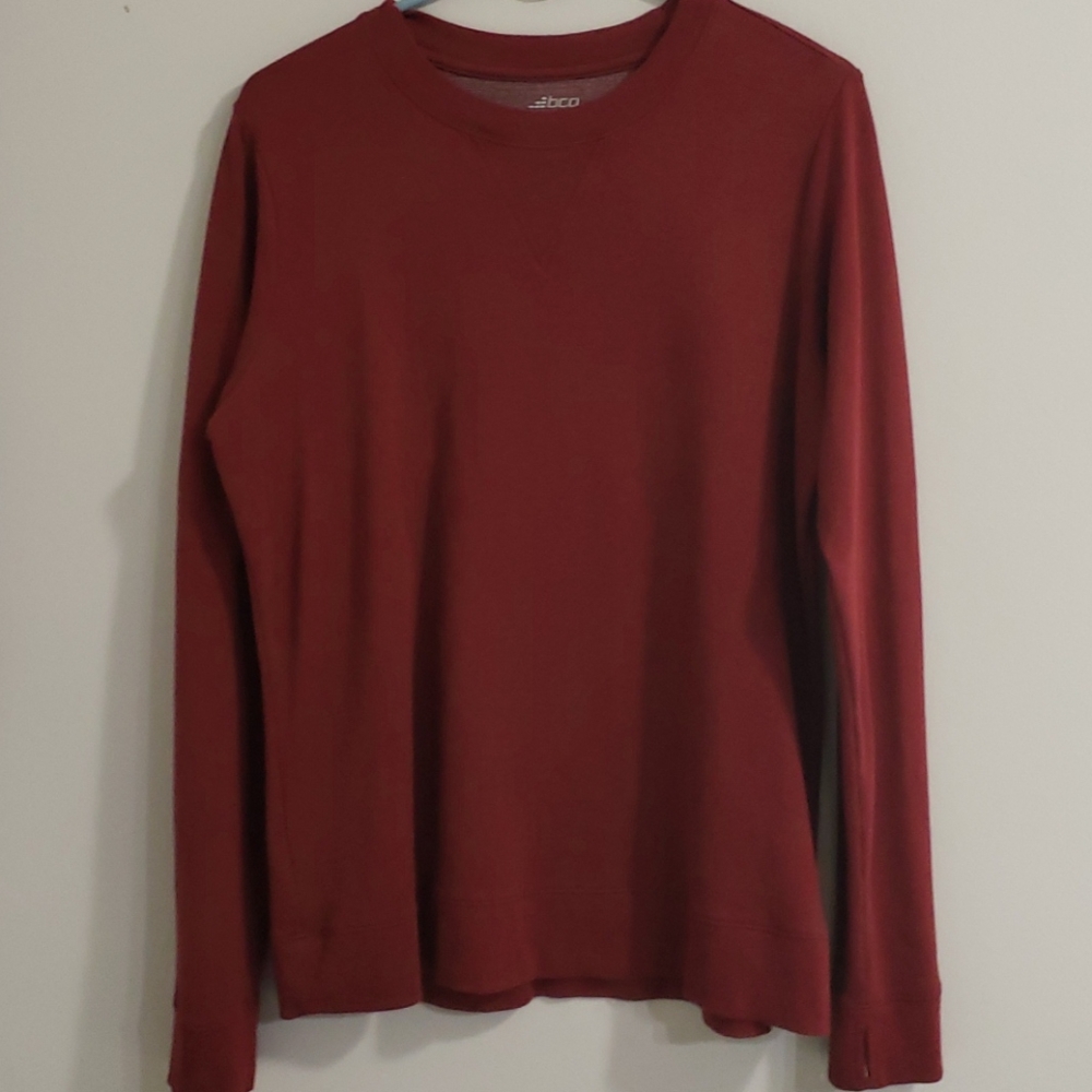 Maroon sweatshirt